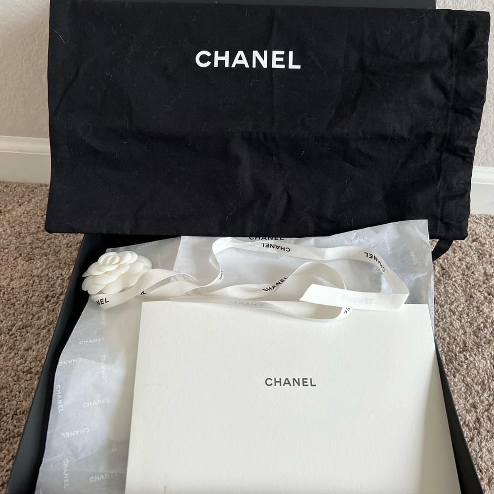 SOLD‼️‼️New Chanel flap bag - Picture 5 of 16